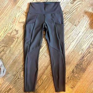 Alo Yoga Leggings